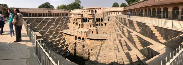 4ABC9B4E-0A00-4D71-A525-5E3FF6814FB0